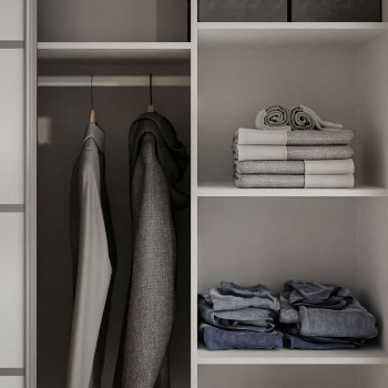 Kleiderschrank BASTER PLUS 200 cm Schiebetürenschrank