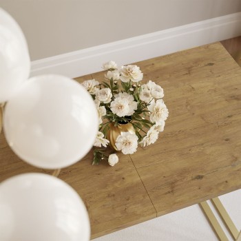 Der ausziehbare Tisch ACTON GOLD mit goldenen Beinen Der ausziehbare Tisch ACTON GOLD mit goldenen Beinen