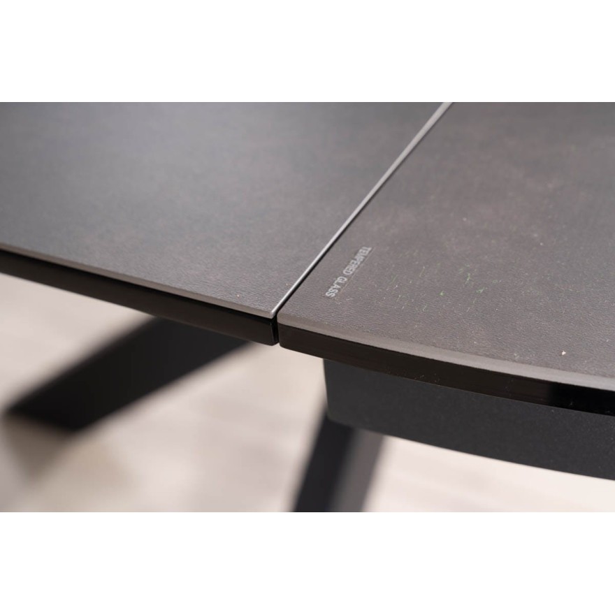 Runder ausziehbarer Tisch MASSIMO für das Esszimmer