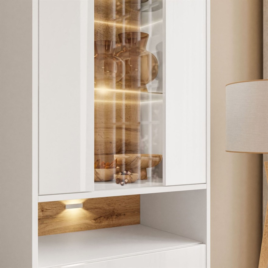 Freistehende Vitrine VILLA II mit Wotan Eicheneinsatz