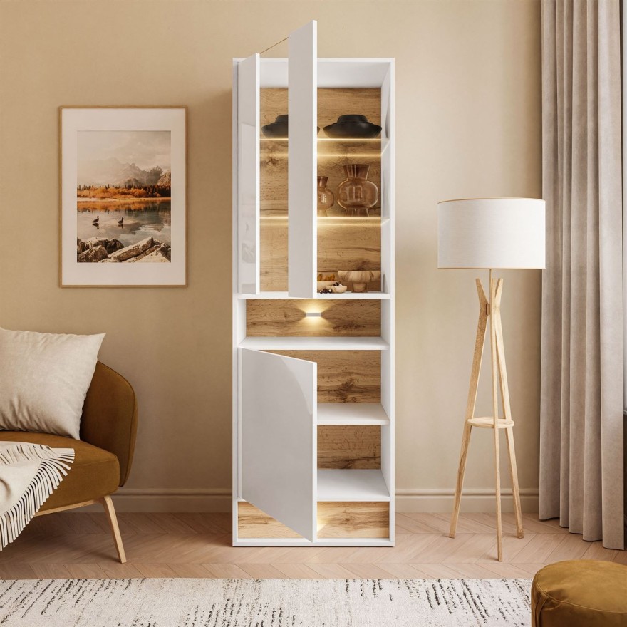 Freistehende Vitrine VILLA II mit Wotan Eicheneinsatz