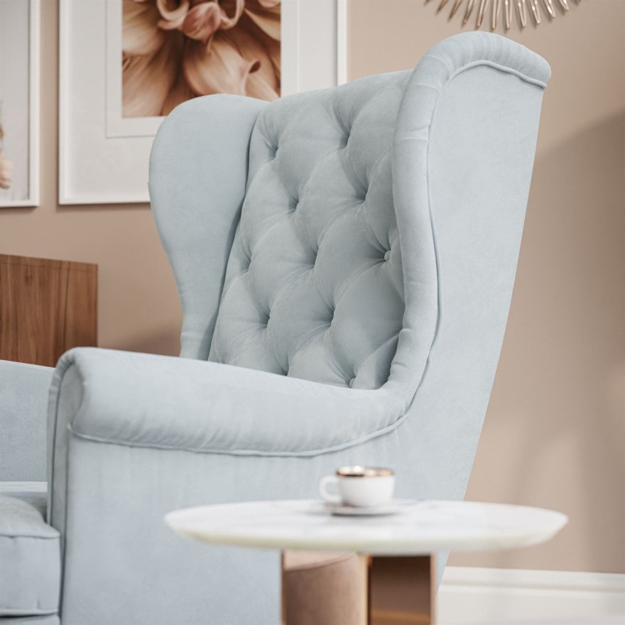 French Velvet 679 French Velvet 679