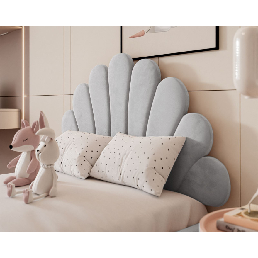 French Velvet 679 French Velvet 679
