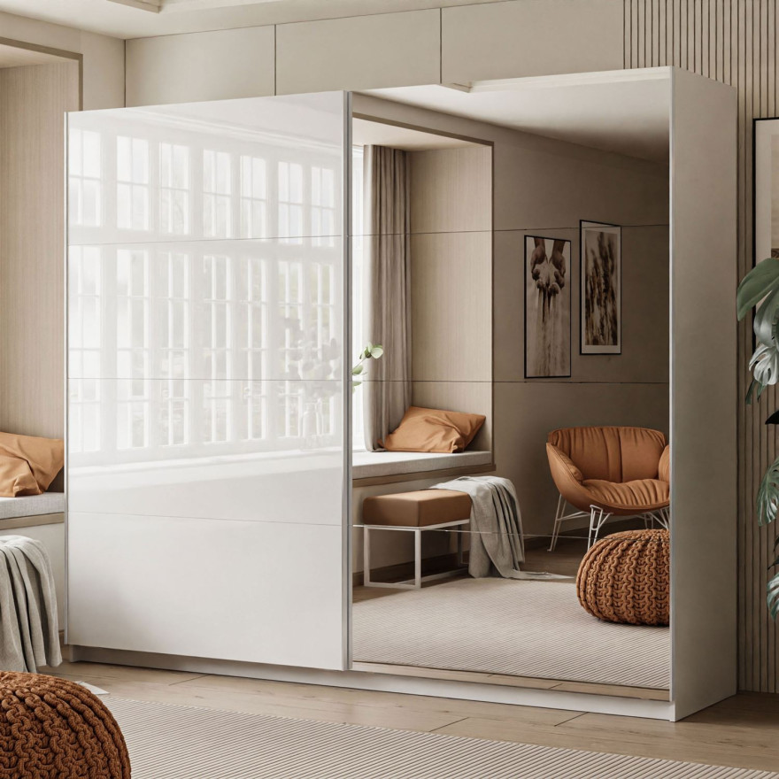 LINA Kleiderschrank 244 cm mit Spiegel Schwebetürenschrank weiß Hochglanz LINA Kleiderschrank 244 cm mit Spiegel Schwebetürenschrank weiß Hochglanz