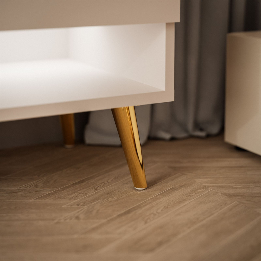 RTV Schrank CALANTE 180 cm auf Beinen / Detail goldene schräge Beine RTV Schrank CALANTE 180 cm auf Beinen / Detail goldene schräge Beine