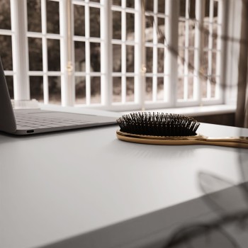 Schreibtisch MADA MAT mit Schubladen