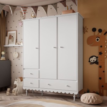 BABUSHKA Dreitüriger Kleiderschrank