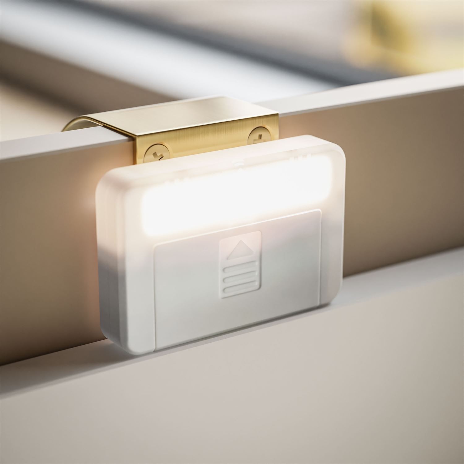 Nachttisch ALDO mit LED-Beleuchtung