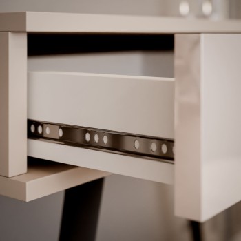 Konsole auf schrägen Beinen SIENNA KASCHMIR