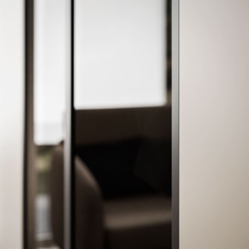 Viertüriger Schrank ATRIUM mit Glasfront