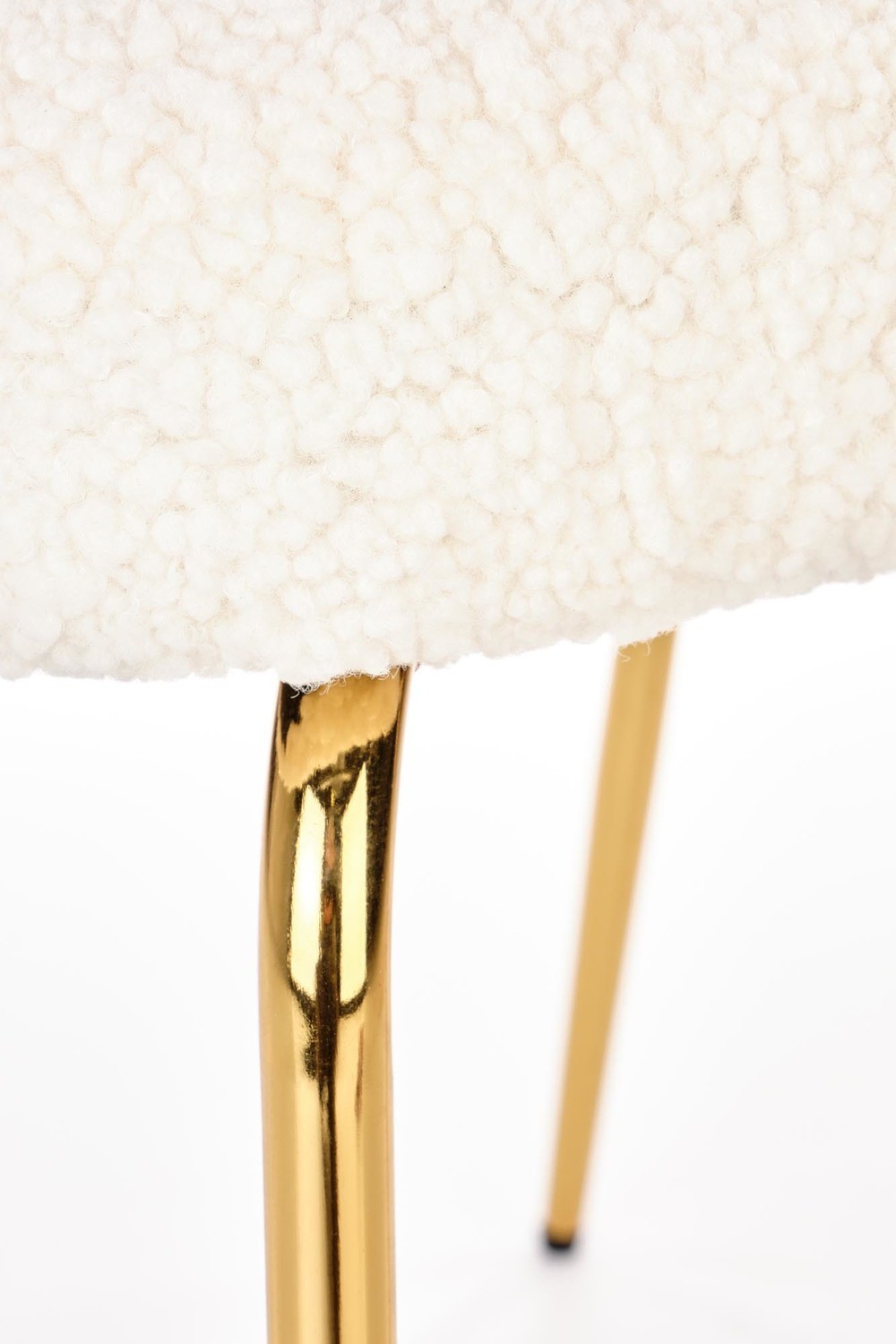 Polsterstuhl LOVI mit goldenen Beinen