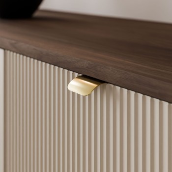 Kommode für das Schlafzimmer AUTUMN 3D mit geriffelter Front