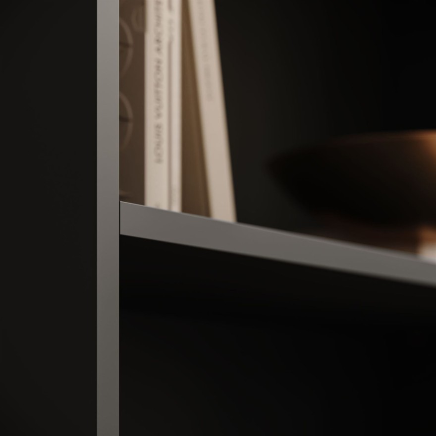 Regal R80