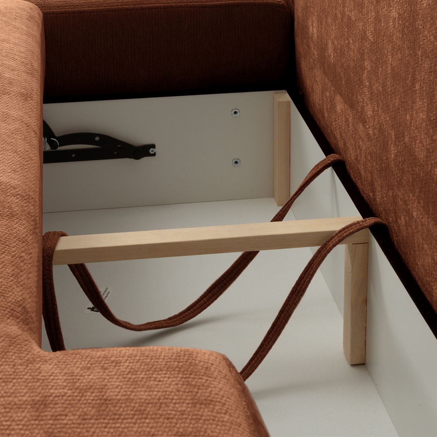 Ecksofa GOYA mit Schlaffunktion und Bettkasten