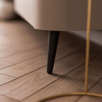 TV-Schrank CELESTE PUSH OPEN mit Beleuchtung auf Füßen