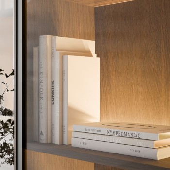 Vitrine LINEA LOFT mit LED-Beleuchtung