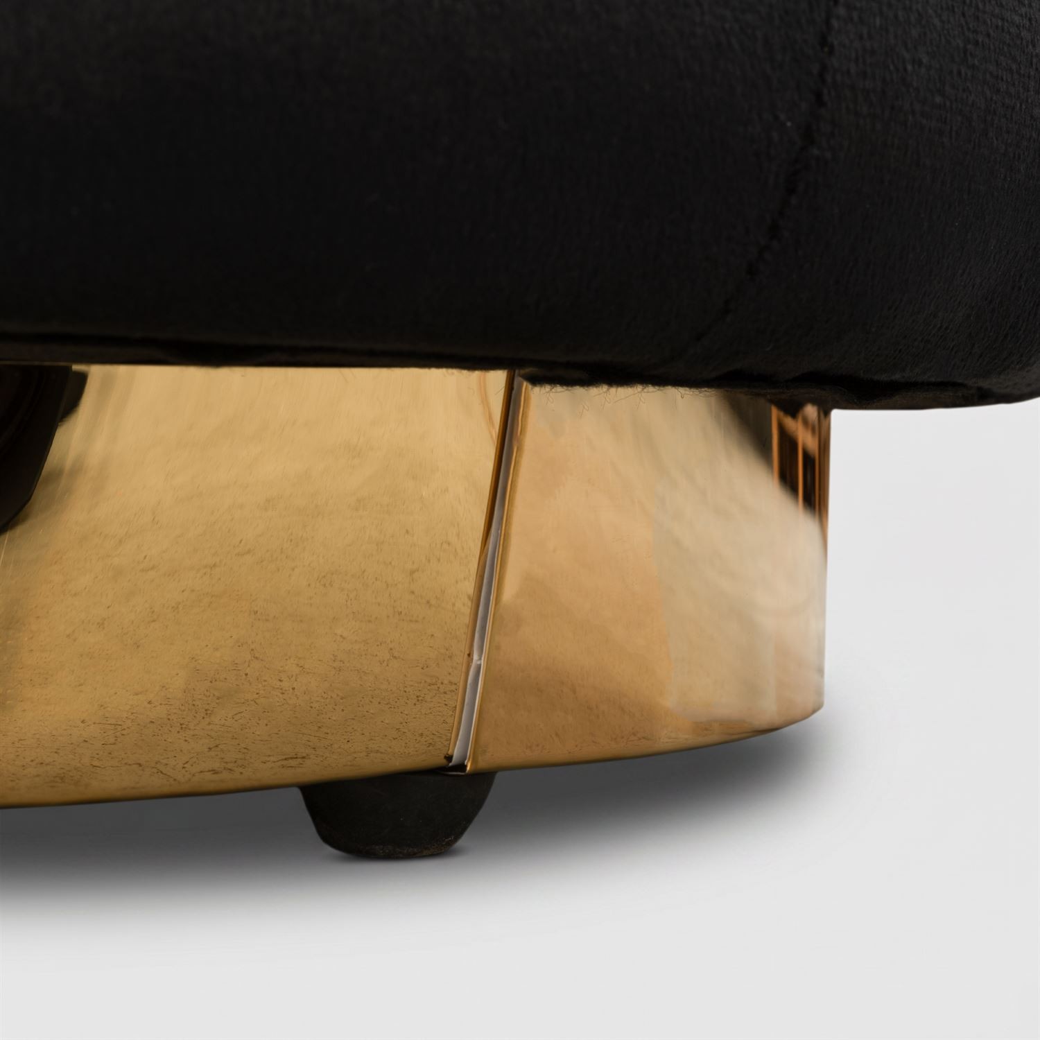 Hocker LUCIA Glamour mit goldenem Sockel
