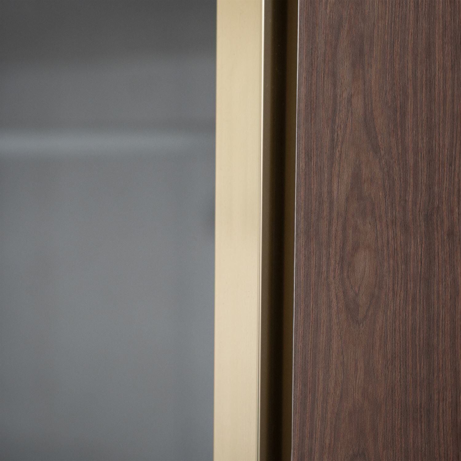 Kleiderschrank ATRIUM 4D NUSSBAUM GOLD mit Glasfront